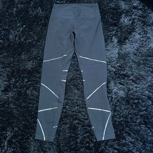 Lululemon Silver Detail Leggings